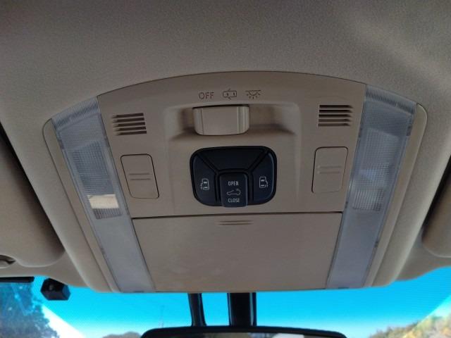 943.TOYOTA ALPHARD 240G 2014 / Mileage 114118Km DIRECT SHIPMENT FROM TOYOTA DEALER IN JAPAN