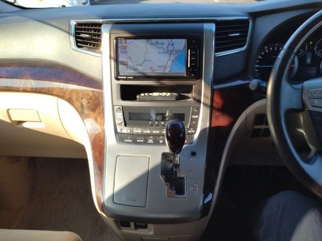 943.TOYOTA ALPHARD 240G 2014 / Mileage 114118Km DIRECT SHIPMENT FROM TOYOTA DEALER IN JAPAN