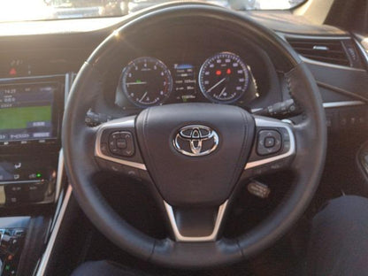 947 TOYOTA HARRIER PREMIUM 2018 / Mileage 113215Km DIRECT SHIPMENT FROM TOYOTA DEALER IN JAPAN