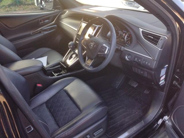 947 TOYOTA HARRIER PREMIUM 2018 / Mileage 113215Km DIRECT SHIPMENT FROM TOYOTA DEALER IN JAPAN