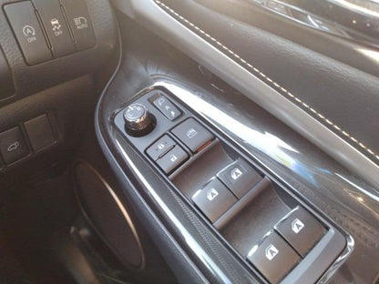 947 TOYOTA HARRIER PREMIUM 2018 / Mileage 113215Km DIRECT SHIPMENT FROM TOYOTA DEALER IN JAPAN