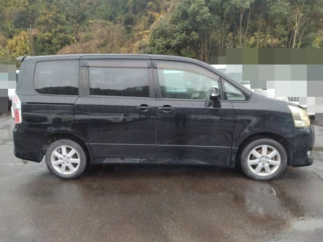959.TOYOTA	NOAH Si 2009 / Milage: 176,471	Km DIRECT SHIPMENT FROM TOYOTA DEALER IN JAPAN