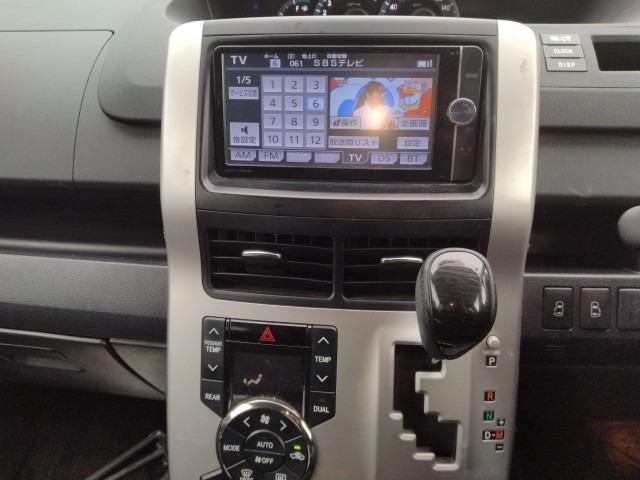 958. TOYOTA	NOAH X G EDITION 2012/ Milage: 105,549 Km DIRECT SHIPMENT FROM TOYOTA DEALER IN JAPAN