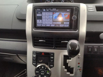 958. TOYOTA	NOAH X G EDITION 2012/ Milage: 105,549 Km DIRECT SHIPMENT FROM TOYOTA DEALER IN JAPAN