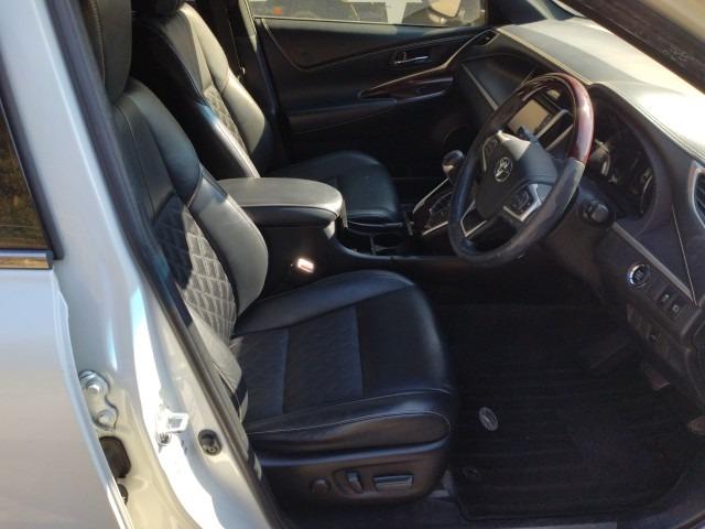 987. TOYOTA	HARRIER PREMIUM 2017 /Milage: 104,713km