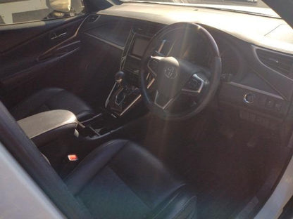 987. TOYOTA	HARRIER PREMIUM 2017 /Milage: 104,713km