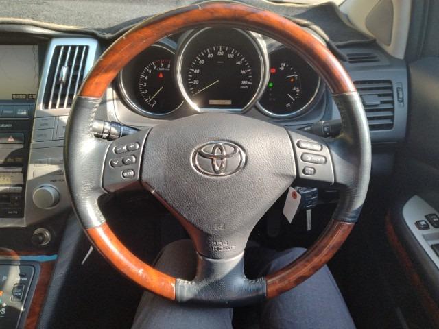 995	TOYOTA	HARRIER 240G PREMIUM L PACKAGE 2009 / Milage: 125,801Km