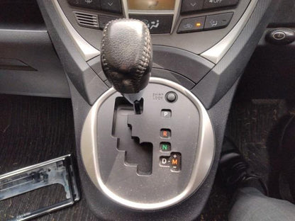 1020. TOYOTA RACTIS	G 2011  /	Milage: 142,186 km