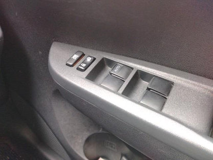 1020. TOYOTA RACTIS	G 2011  /	Milage: 142,186 km