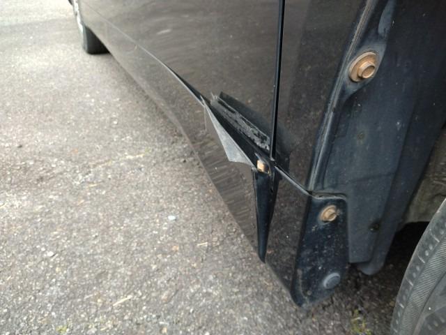 1018. TOYOTA NOAH X G EDITION 2013 /Milage: 175,720 Km