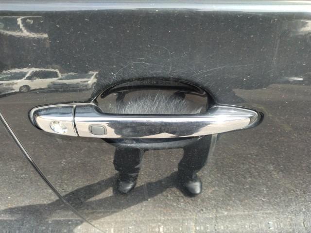 1018. TOYOTA NOAH X G EDITION 2013 /Milage: 175,720 Km