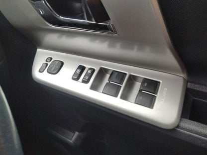 1018. TOYOTA NOAH X G EDITION 2013 /Milage: 175,720 Km