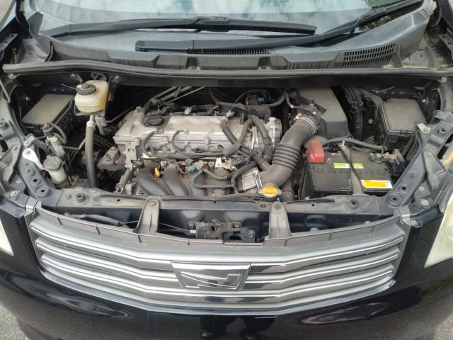 1018. TOYOTA NOAH X G EDITION 2013 /Milage: 175,720 Km