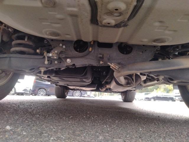 1017. TOYOTA HARRIER ELEGANCE 2015 / Milage: 102,704Km