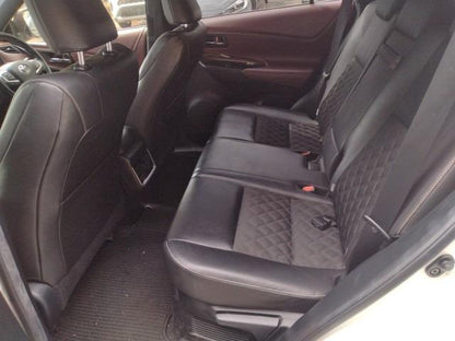 1017. TOYOTA HARRIER ELEGANCE 2015 / Milage: 102,704Km