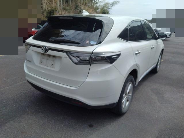 1017. TOYOTA HARRIER ELEGANCE 2015 / Milage: 102,704Km