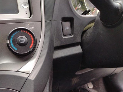 1054 TOYOTA RACTIS X 2011 Milage: 91,724 Km