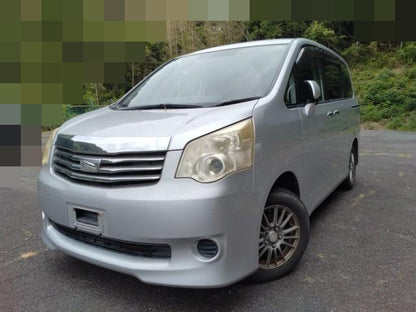 1053 TOYOTA NOAH X SMART EDITION 2011 Milage: 175,423 Km