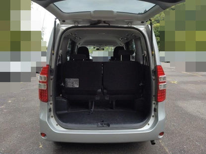 1053 TOYOTA NOAH X SMART EDITION 2011 Milage: 175,423 Km
