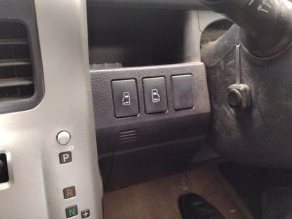 1053 TOYOTA NOAH X SMART EDITION 2011 Milage: 175,423 Km