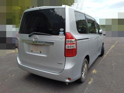 1053 TOYOTA NOAH X SMART EDITION 2011 Milage: 175,423 Km