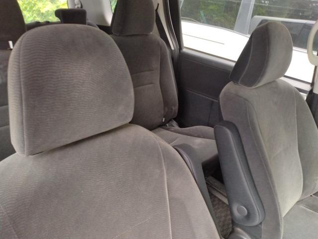 1053 TOYOTA NOAH X SMART EDITION 2011 Milage: 175,423 Km