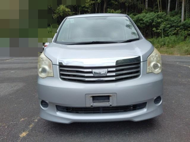 1053 TOYOTA NOAH X SMART EDITION 2011 Milage: 175,423 Km