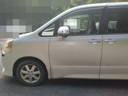1059 TOYOTA NOAH Si 2008 Milage: 114,154 Km