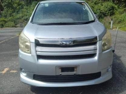 1059 TOYOTA NOAH Si 2008 Milage: 114,154 Km