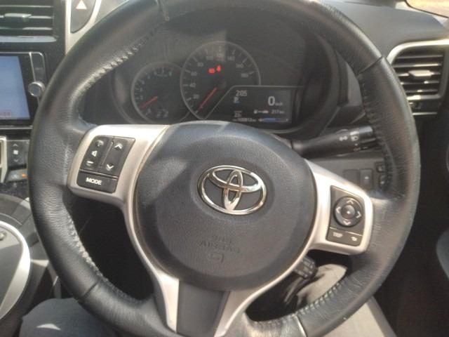 1060 TOYOTA RACTIS G 2014 Milage: 100,812