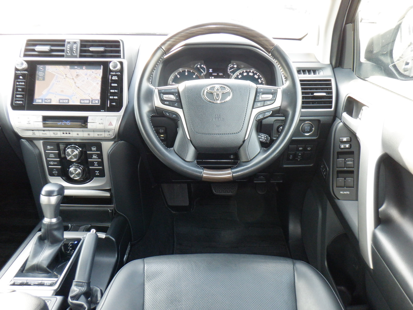 940 TOYOTA LAND CRUISER PRADO TZ-G 2019 GDJ151-0008349