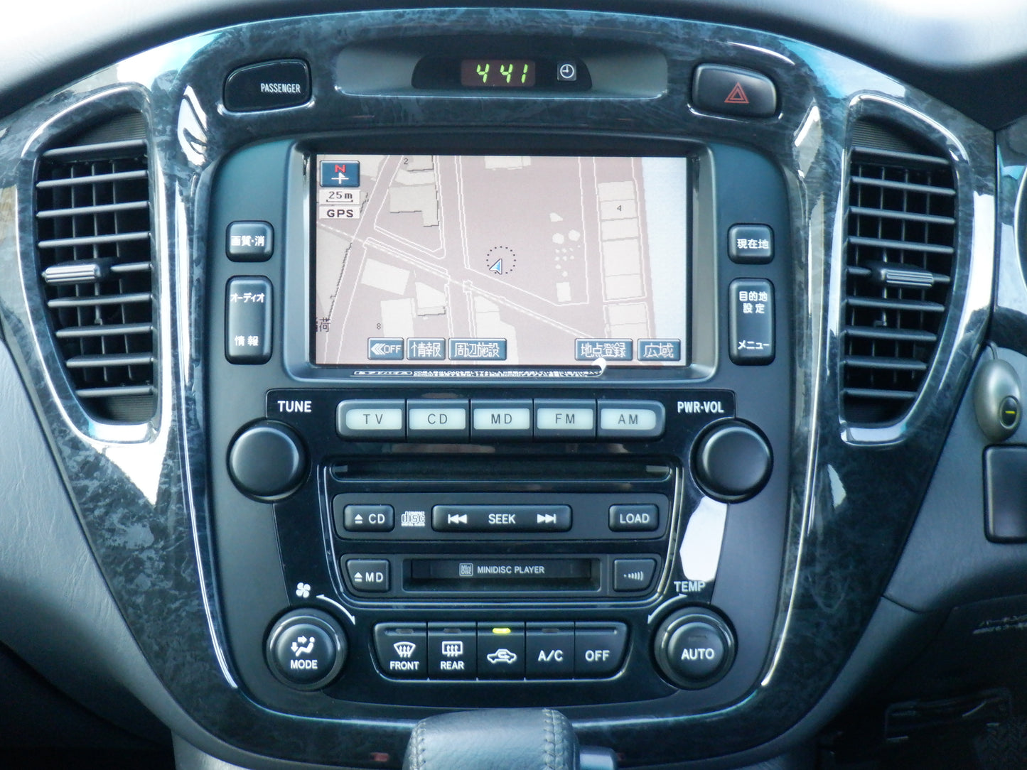 1036 TOYOTA KLUGER V NAVI PACKAGE 2002 ACU20-0040946