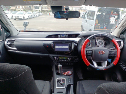 880 TOYOTA HILUX 4WD Z 2020 brand new tires, very low milage