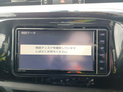 880 TOYOTA HILUX 4WD Z 2020 brand new tires, very low milage