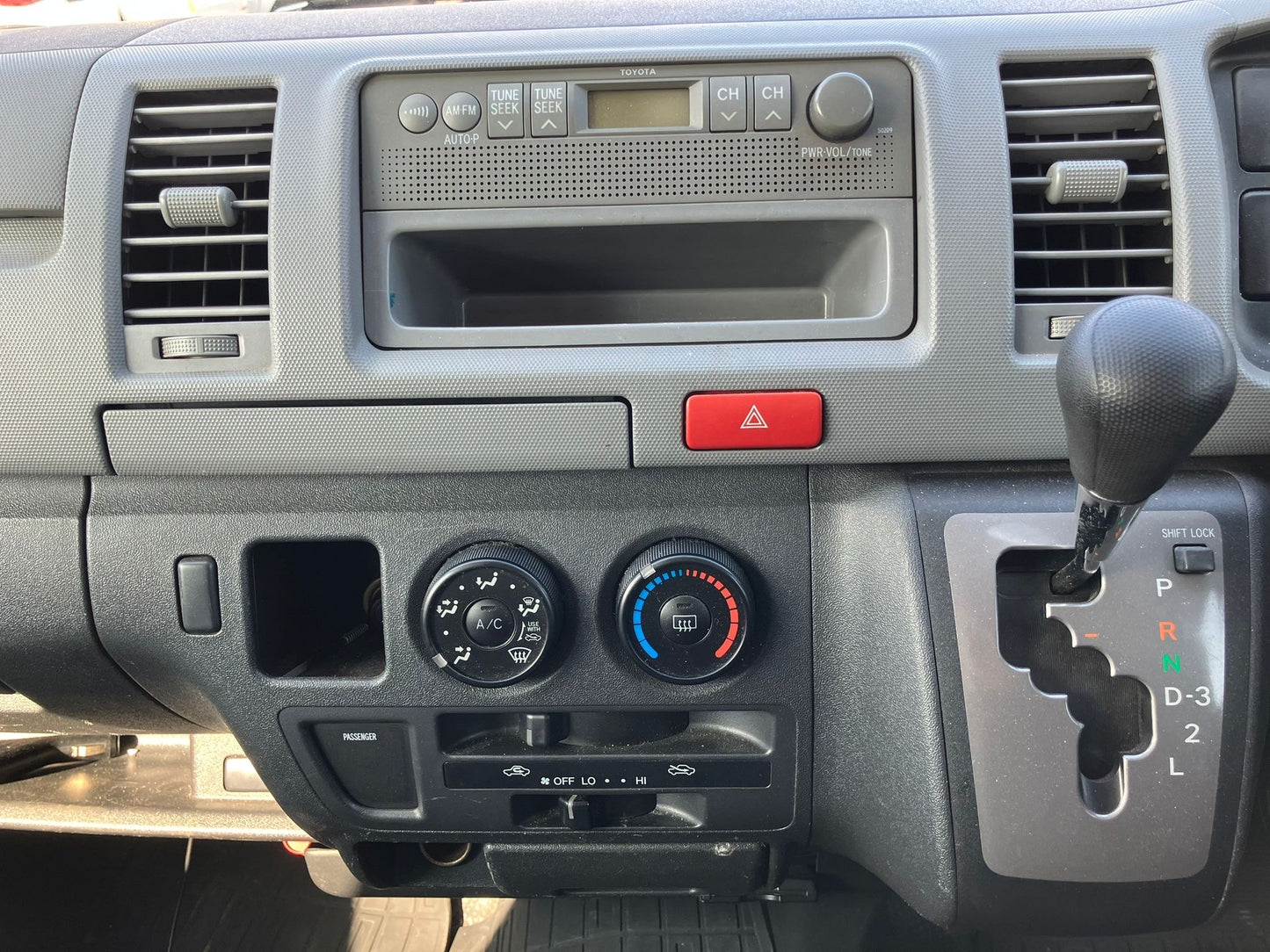 1000 TOYOTA HIACE VAN DX 2007 KDH200-0075901