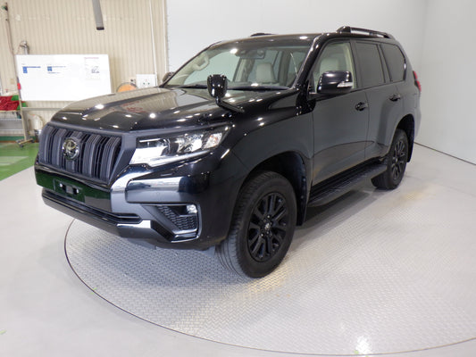 850	TOYOTA	LAND CRUISER PRADO	TX L PACKAGE MATTE BLACK EDITION	2022	 / 	Milage:	34,500	Km