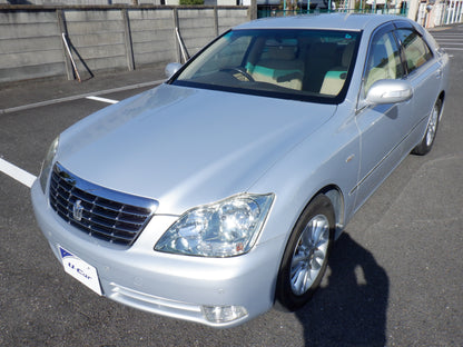 923 TOYOTA CROWN ROYAL 2.5 ROYAL SALOON 2004 GRS180-5011794