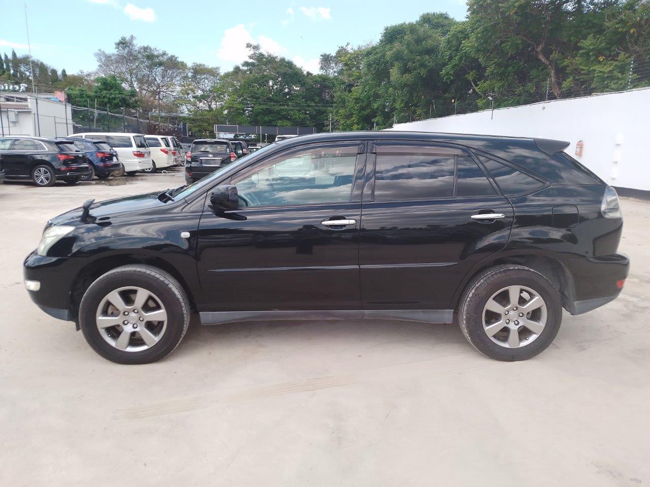 470. Toyota Harrier 240G L package 2010