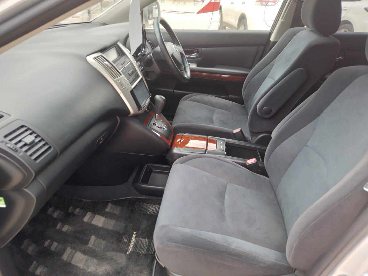 526. Toyota Harrier 240G 2008