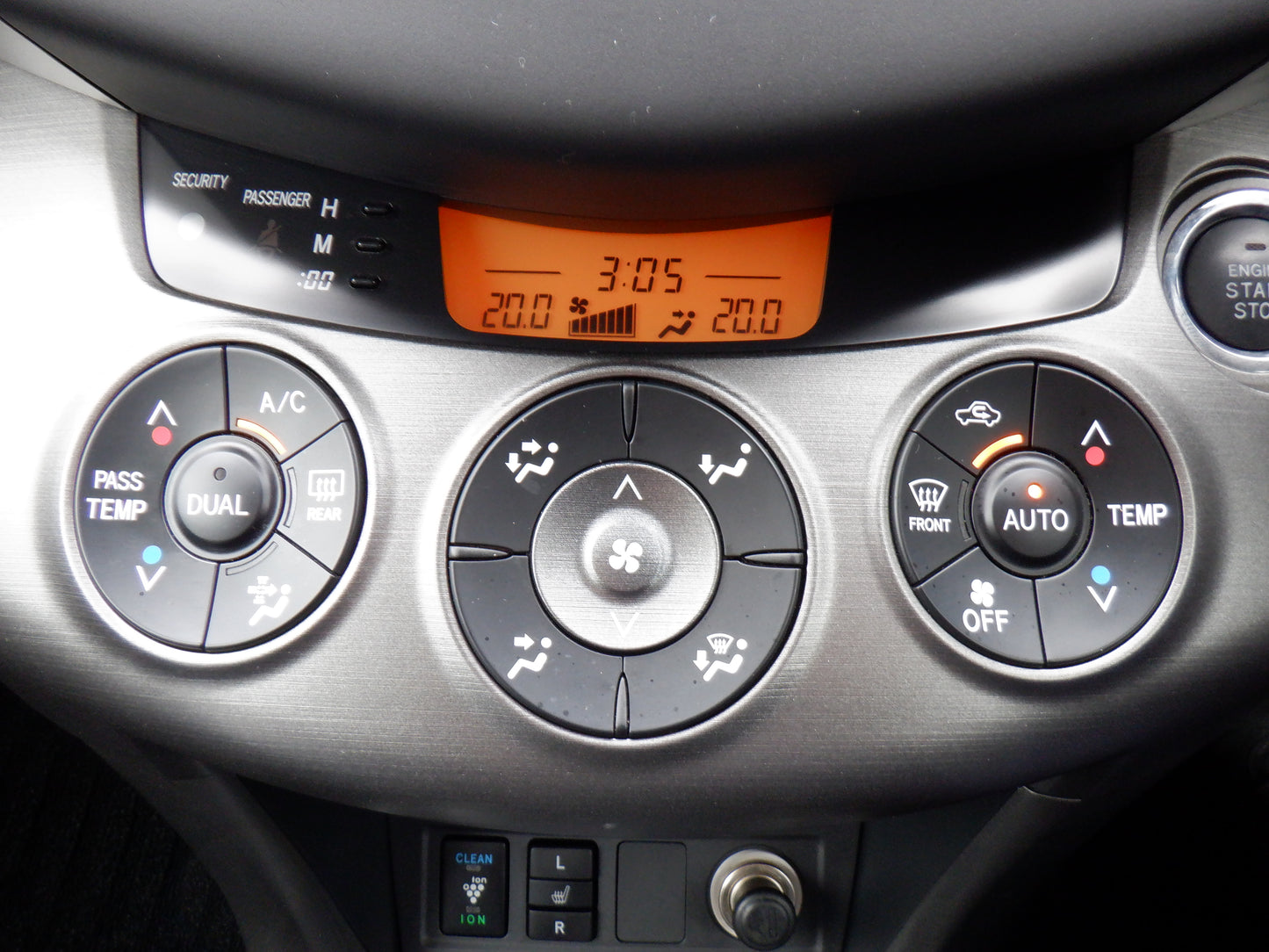 1061 TOYOTA VANGUARD 240S G PACKAGE 2011 ACA38-5186681