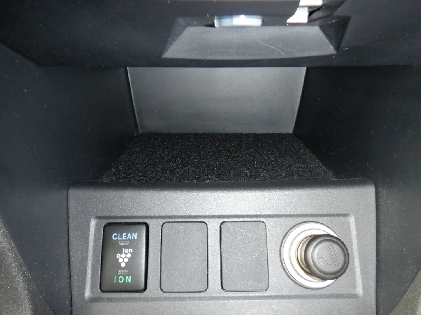 1051 TOYOTA VANGUARD 240S S PACKAGE 2012 ACA38-5236891