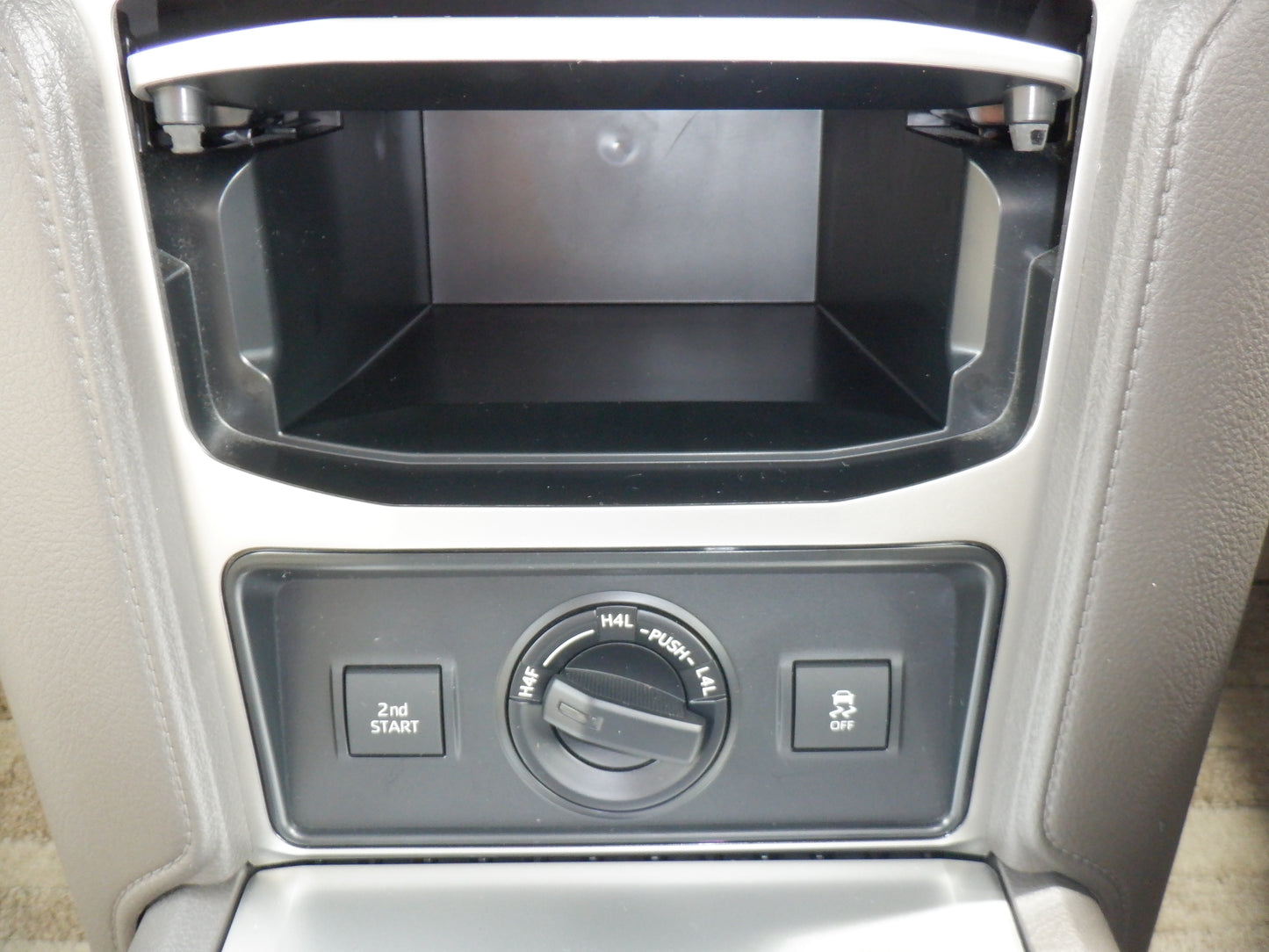 1063 TOYOTA LAND CRUISER PRADO TX 2019 TRJ150-0097803