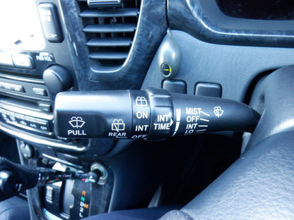 1036 TOYOTA KLUGER V NAVI PACKAGE 2002 ACU20-0040946