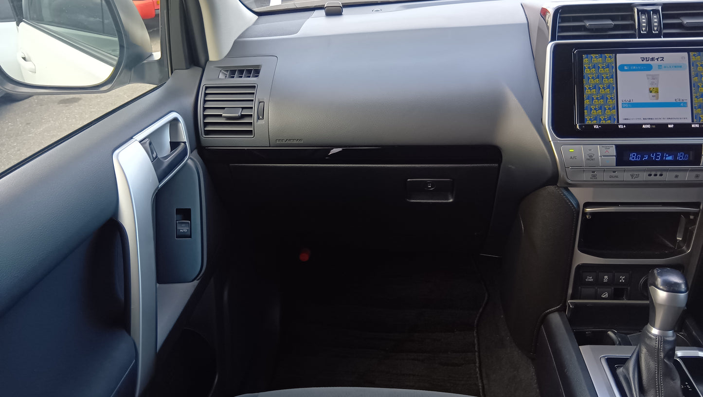843. TOYOTA  LAND CRUSIER PRADO TX 2020