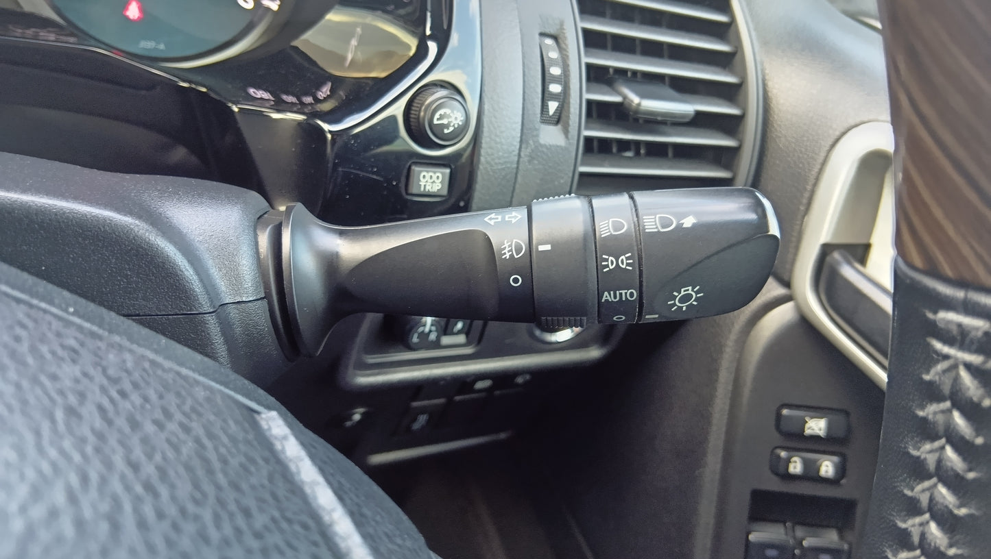843. TOYOTA  LAND CRUSIER PRADO TX 2020