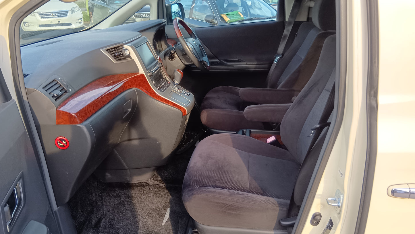 874. TOYOTA Alphard 240S Premium Selection II 2010