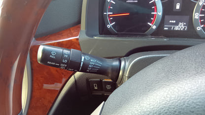 874. TOYOTA Alphard 240S Premium Selection II 2010