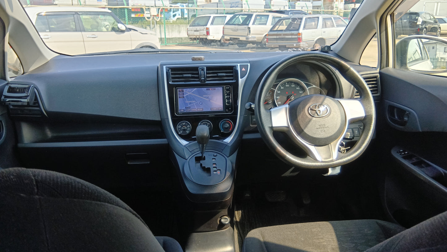 875 TOYOTA RACTIS X 2014