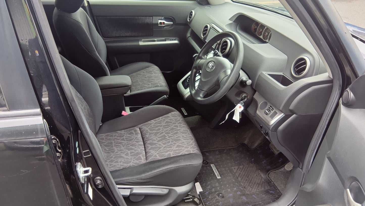 876. TOYOTA CAROLLA RUMION 1.8S 2013
