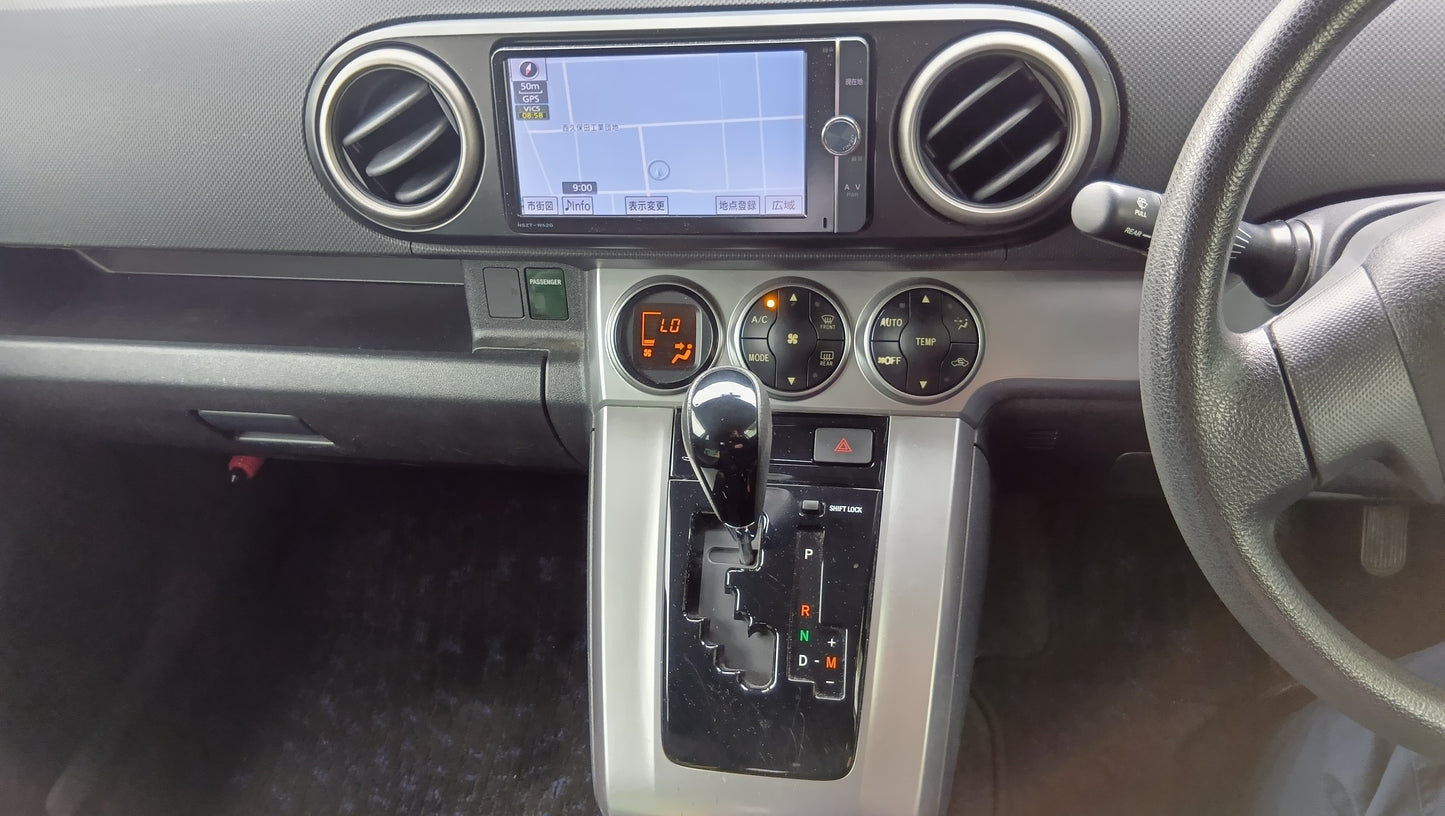 876. TOYOTA CAROLLA RUMION 1.8S 2013